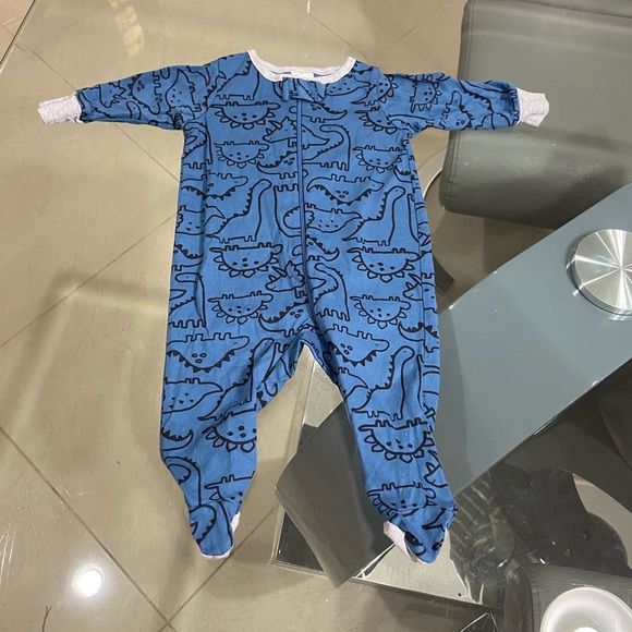 Gerber Baby boy bundle of 7 zip up jumpsuits size 0-3 months - Picture 6 of 8